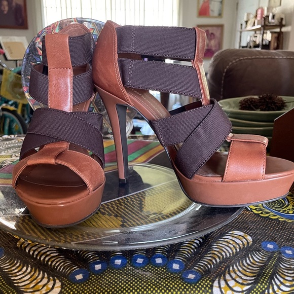 BCBG - Picture 4 of 7